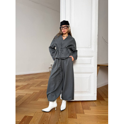 Костюм-двійка LUX Palazzo Kimono (кімоно + штани палаццо) Туреччина — модель 824-1703, чорний/графіт/шоколад Костюм-двійка LUX Palazzo Kimono (кімоно + штани палаццо) Туреччина — модель 824-1703, чорний/графіт/шоколад