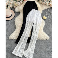 1530-219 «LaceFlare Duo» — гіпюрові штани-кльош із високою талією та стрейч-шортиками, чорні/білі