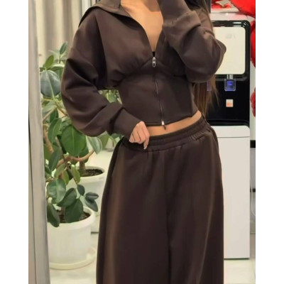 StreetLuxe 1202-1492 Oversize — прогулянковий костюм з двонитки люкс зі шнурівкою на спині та фіксаторами на штанах (чорний/шоколад/сірий меланж) StreetLuxe 1202-1492 Oversize — прогулянковий костюм з двонитки люкс зі шнурівкою на спині та фіксаторами на штанах (чорний/шоколад/сірий меланж)