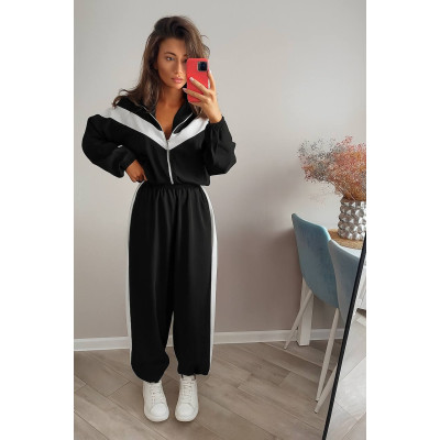 Двокольоровий oversize костюм із плащівки TrioContrast — червоний/чорний/беж, Мод.1460-6220