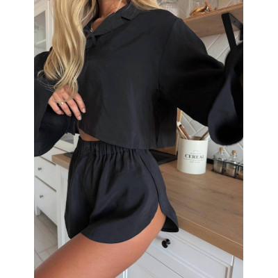 Жіночий костюм із штапелю шовк BlackLuxe 4959-0560 чорний — сорочка на зав’язках і шорти вільного крою на резинці, не мнеться Жіночий костюм із штапелю шовк BlackLuxe 4959-0560 чорний — сорочка на зав’язках і шорти вільного крою на резинці, не мнеться
