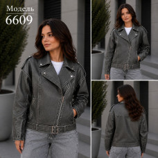 Чорна oversize косуха з екошкіри 1550-6609 UrbanEdge, м’яка фактура, акцентна фурнітура, бездоганна посадка