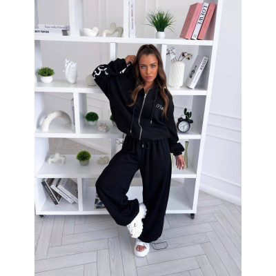Костюм StreetLuxe — стильний жіночий спортивний комплект для міста: худі та штани з комфортною посадкою
