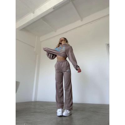 Stylish Aerobic Club Suit 1545-468: бежевий і сірий, комфорт та стиль на тренуваннях