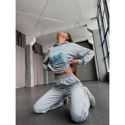 Stylish Aerobic Club Suit 1545-468: бежевий і сірий, комфорт та стиль на тренуваннях