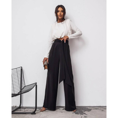 Жіночі брюки maxi oversize з костюмки. Пасок у комплекті. Колір: чорний, беж, молочний. Модель: 4663-7200. Купити стильні та комфортні брюки для вишуканих образів!